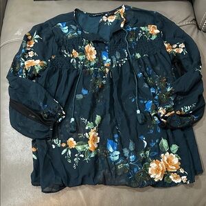 Life Style Floral Smocked Women's Top size L